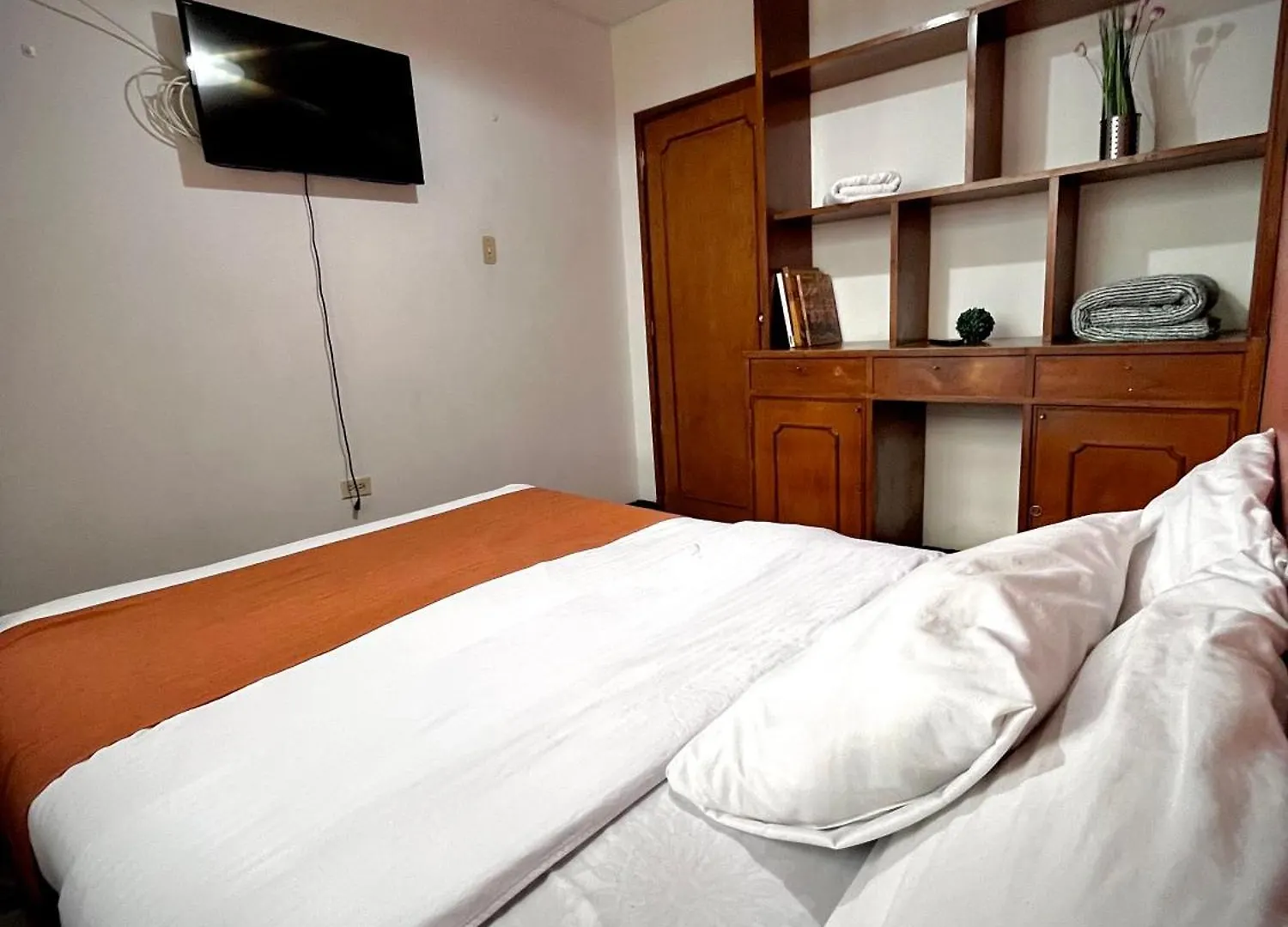 Way Maker 1 Otel Bogotá Konukevi