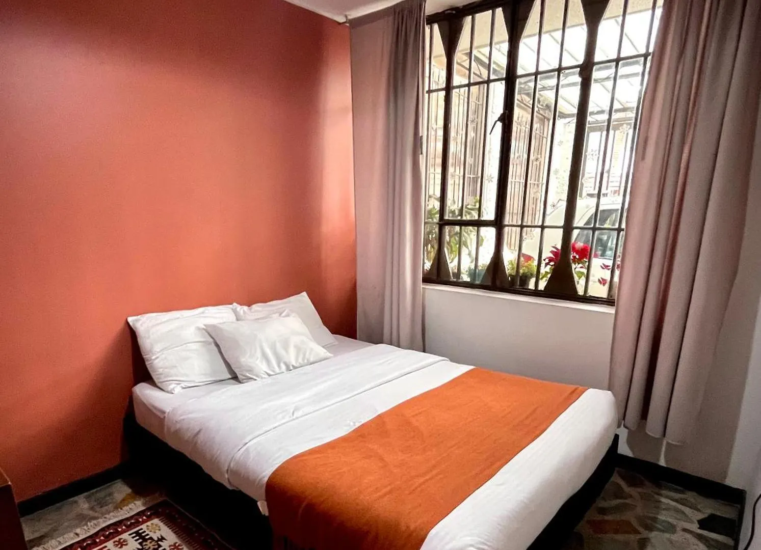 Way Maker 1 Otel Bogotá