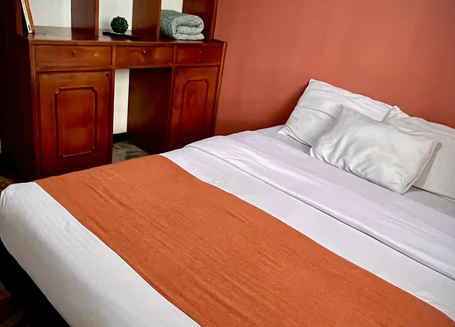 Way Maker 1 Hotel Bogota Guest house